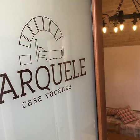 L’arquele Noci Exterior foto