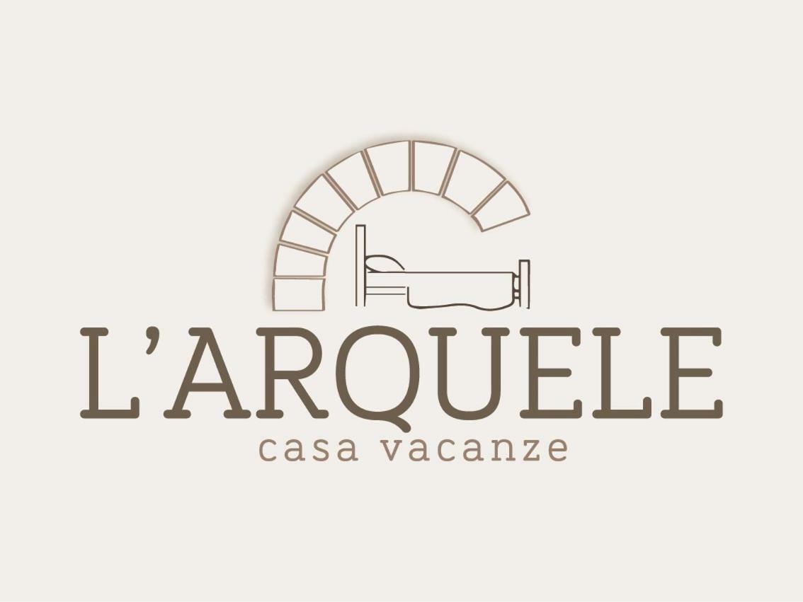 L’arquele Noci Exterior foto
